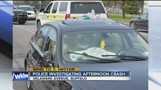 Buffalo police investigating crash on Delaware Ave.