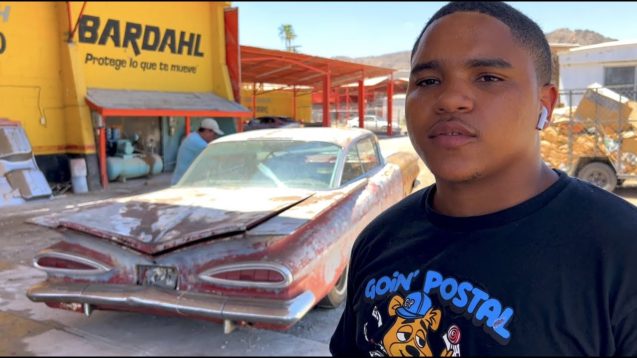 ⁣Mexicos body shop. Americans taking their classic cars to be restored in Mexico, Baja California