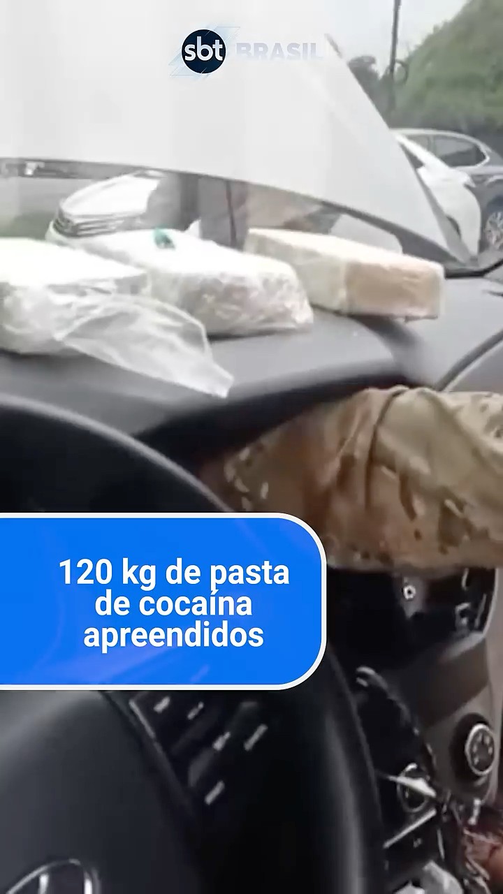 Polícia apreende mais de 100 quilos de cocaína escondida em carro no RJ