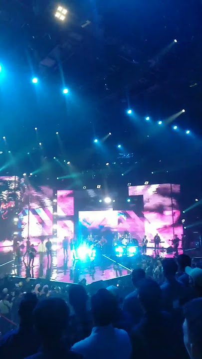 all artis medley songs.  rangkaian hut RCTI ,ungu, D'Masiv,tipex,radja