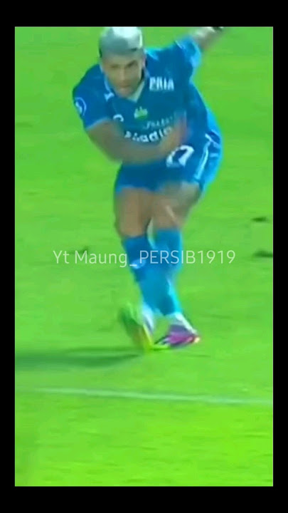 Skill Ciro saat di lapangan membuat semua terpersona😍🔥 #persib #liga1 #bobotoh #short #short