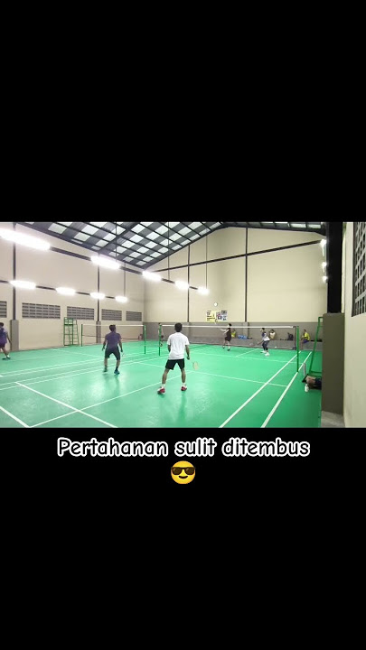 Pertahanan sulit ditembus😎 #shorts #shortvideo #badminton