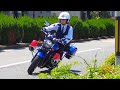 セブンイレブンの駐車場から出て来た青バイ | 大阪府警察