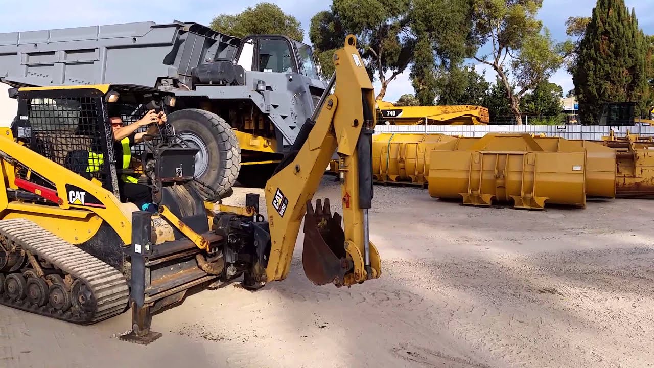 John Deere Backhoe Attachment >> BH30 in use - YouTube John Deere Backhoe Attachment >> BH30 in use - YouTube