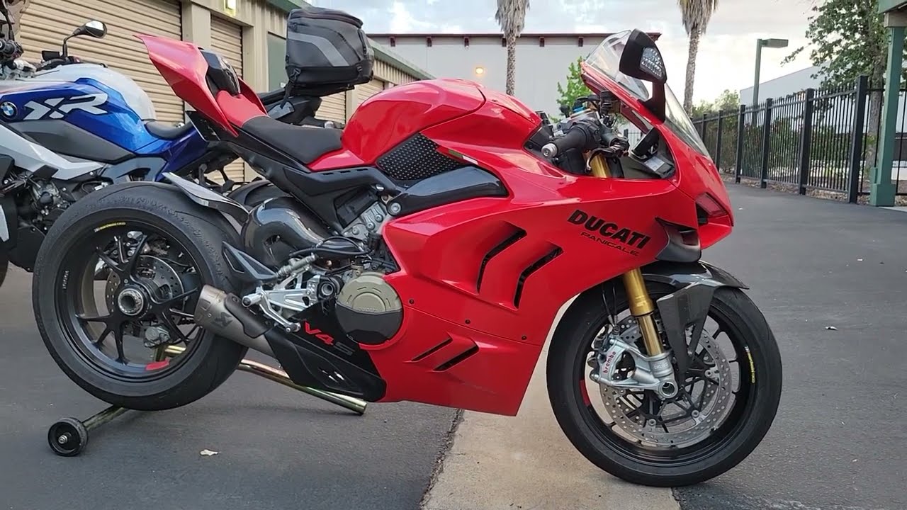Ducati 899 вид сверху