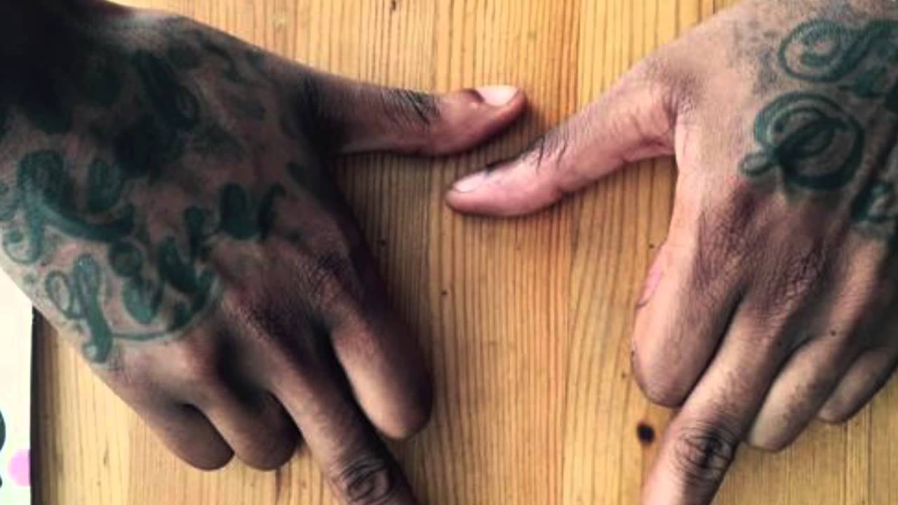 send me free porn i don t fuck with yall