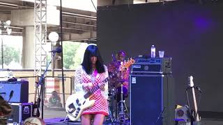 Khruangbin forecastle