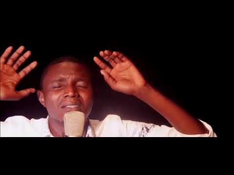 SENGA UNIHONGOZE cover By frre Dieu Merci mande