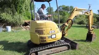 J. DEERE 27C ZTS MINI-EXCAVATOR