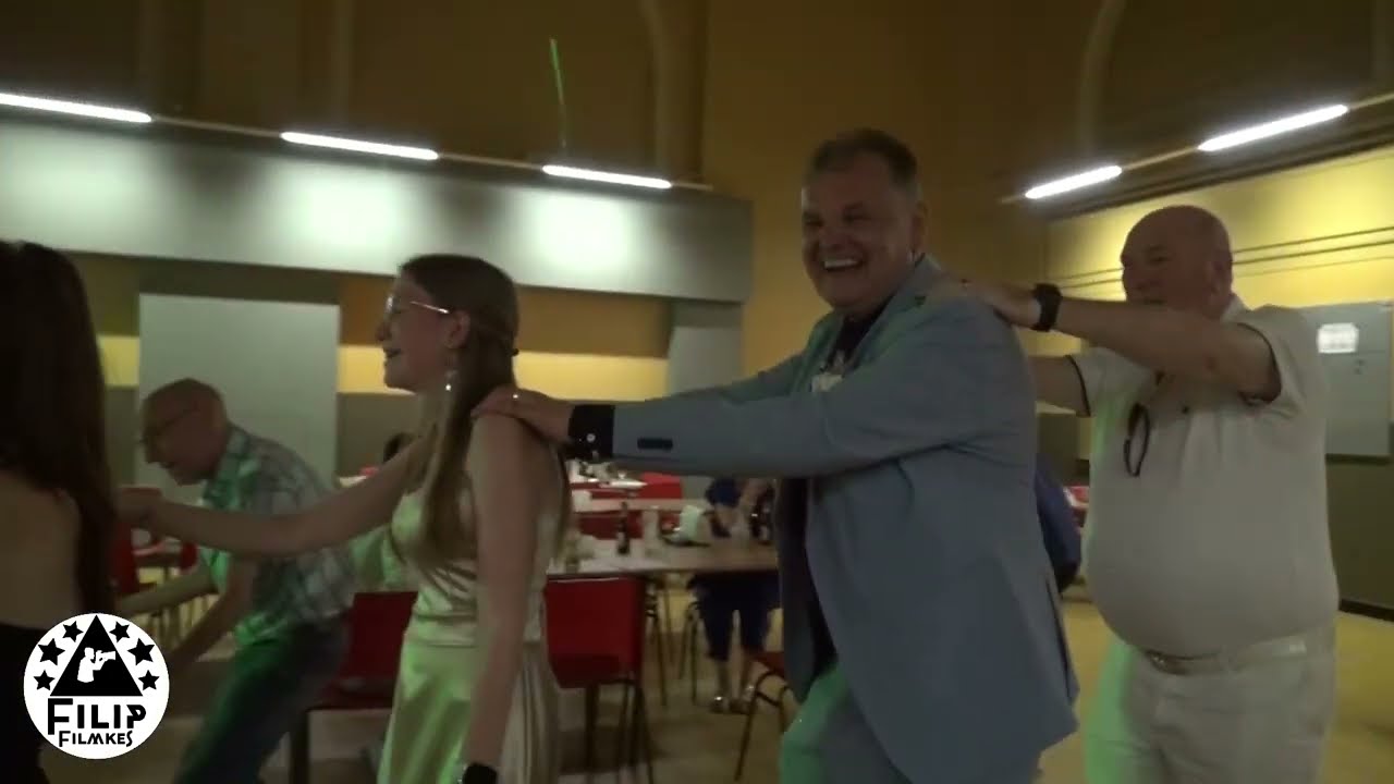 laat de  zon in je  hart  - polonaise  -dans