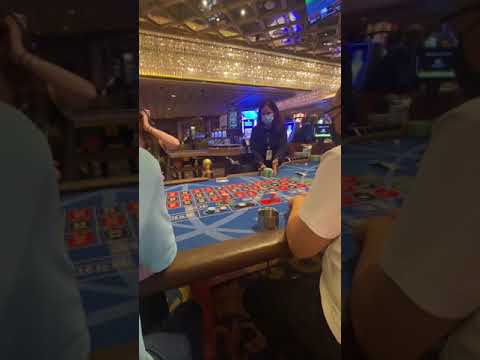 ACTION VIEW Roulette Table at Westgate Resort & Casino Las Vegas 2021