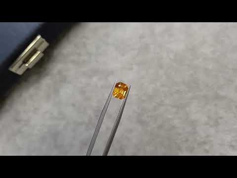 Honey yellow octagon sapphire 2.58 ct, Sri Lanka Video  № 2