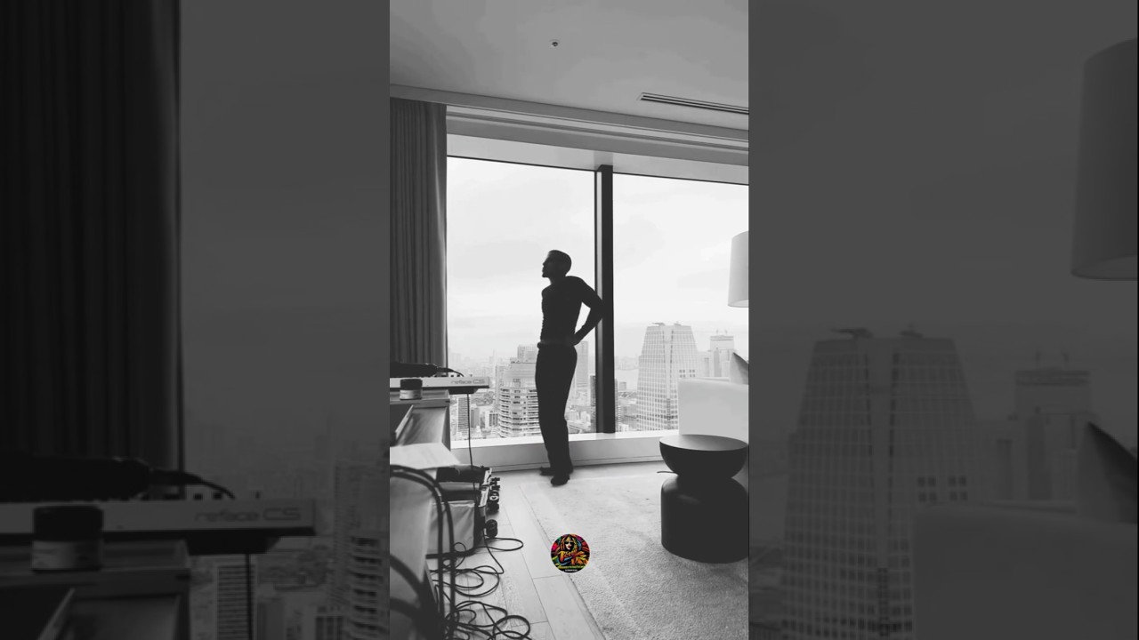 Dancing Hot Crazy Rauw Alejandro Sin Lu' #rauw #rauwalejandro #letra #sinluz #shorts #dancing