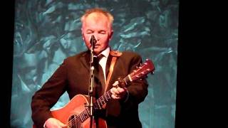 John Prine - That's the Way That the World Goes 'Round - 9/14/11 HD 15 chords