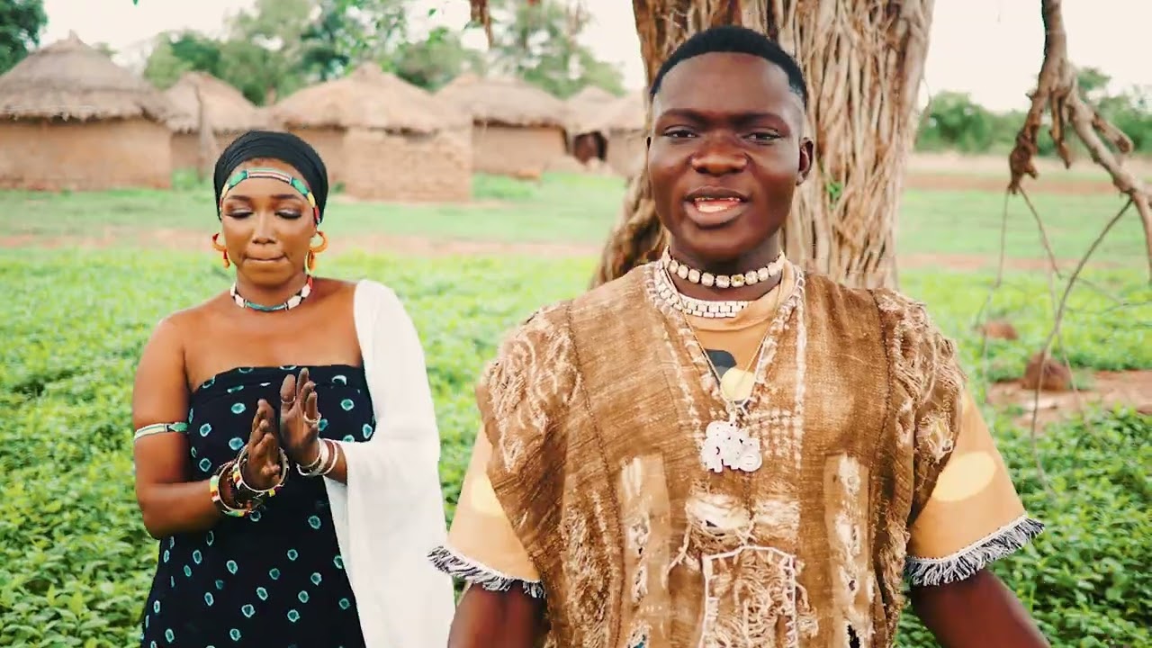 LAY DIBANT Feat DJELY TOUMBOU # FINÏ🌾TOUGOU DË # ( Clip officiel 2025 )