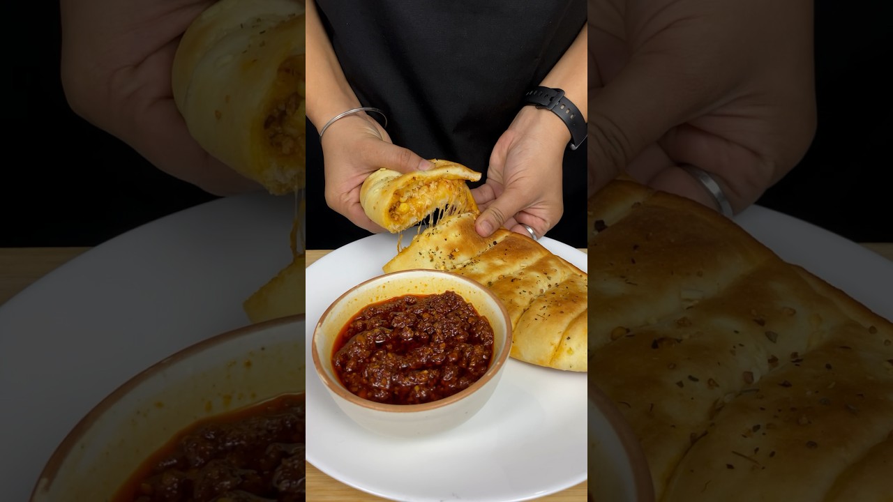 Schezwan Chutney ASMR Cooking #shorts #cooking #food #schezwanchutney #asmr #indianasmrworld