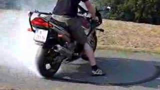 RF 900 RS2 burnout suzuki vom fredl