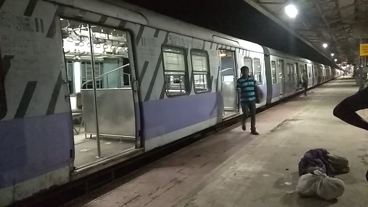 Staff Special Train Return To Katwa At Night || Eastern Railway || Indian Railway ||