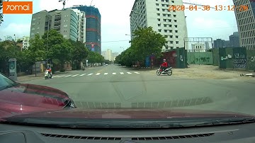 ai đúng, ai sai trong tình huống va chạm ở ngã tư này ?