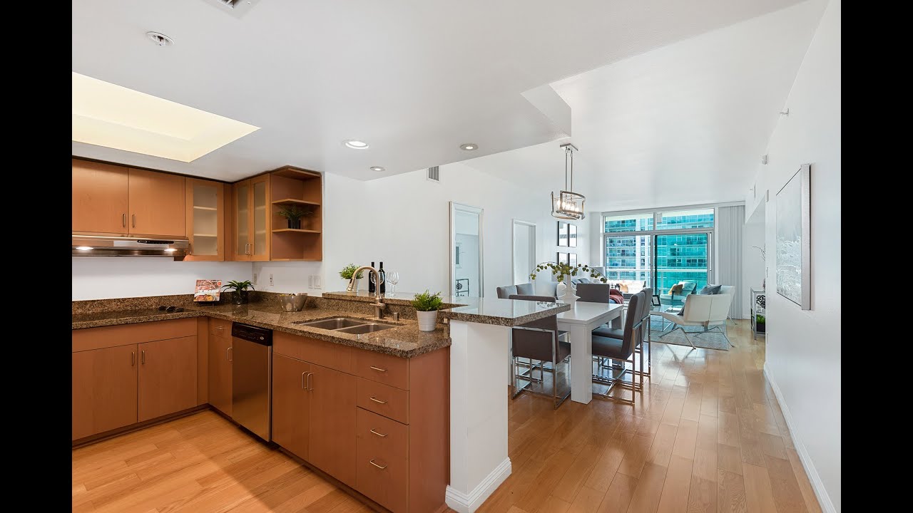 13700 Marina Pointe Drive 