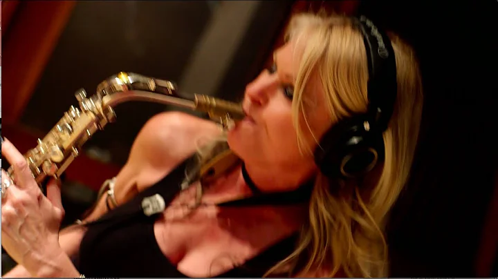 Mindi Abair and The Boneshakers "Pretty Good For A...