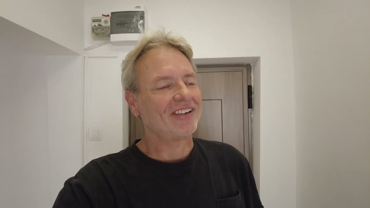 Bucharest AirBNB.  On the 6th floor in a residential area. - Bucharest Romania - ECTV