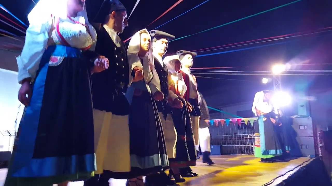 Gruppo folk "Busachi Bella Mia" - Su Ballu