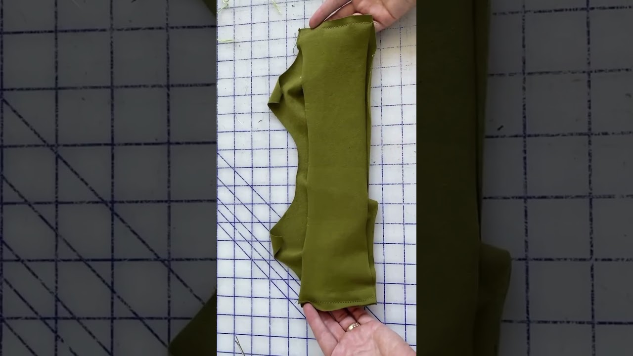 Twin Lakes Shelf Bra Top Sewing Hack 