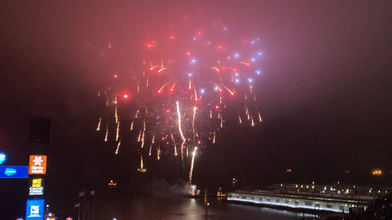 San Francisco Giants Fireworks Night for early 4th of July at