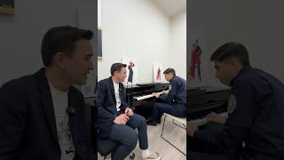 Президентский оркестр и Адиль Балтабаев исполнили хит «Зымыран» прямо на съемках