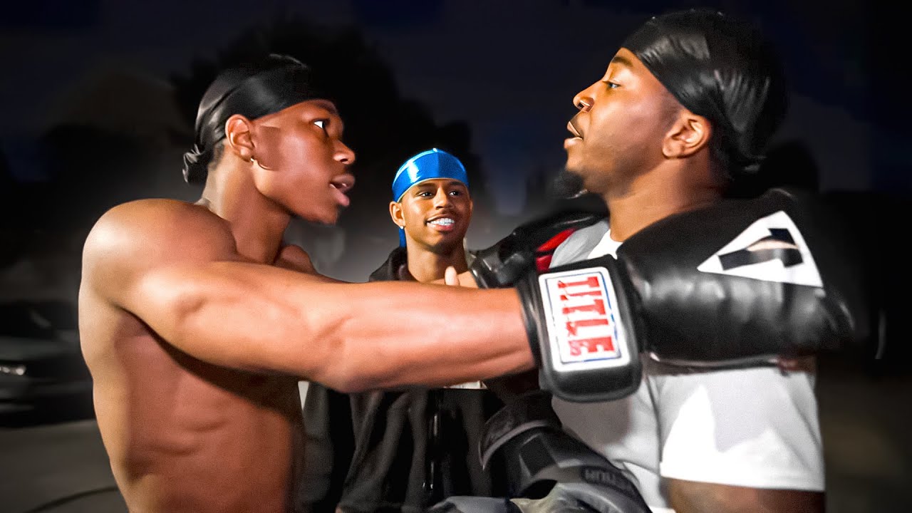 Damii & Larry King Put On The Gloves..