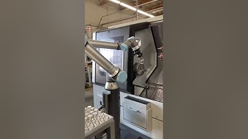 Universal Robots UR10 on NLX 2500/700