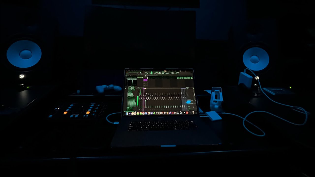 MARCHING (Future X Metro Boomin type beat) 