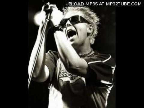 Video: Dexter Holland Net Worth: Wiki, Sposato, Famiglia, Matrimonio, Stipendio, Fratelli