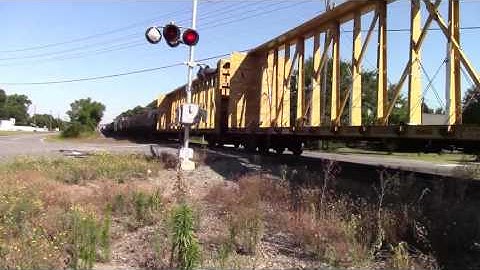 NS E49 C40-9W/SD70ACE/SD60M & Horn Salute Working Hard in Notch 8