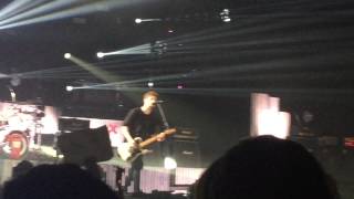 Download Lagu 5 Seconds Of Summer - Amnesia - Wembley Arena 14th June 2015 MP3