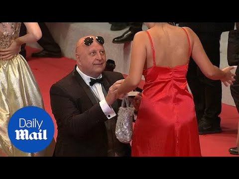Heartwarming red carpet proposal at Cannes Film Festival