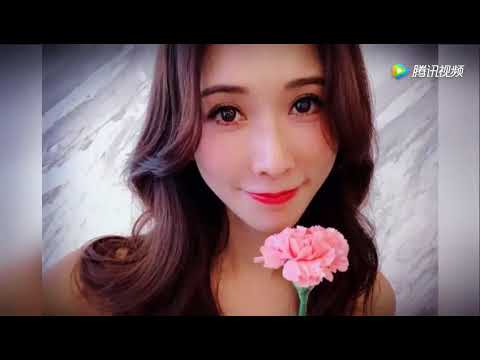 林志玲真的老了，不信来看看她膝盖上的皮肤