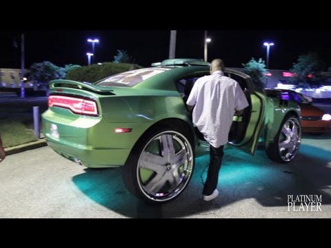 KING KONG DODGE CHARGER on 32 INCH DUB HAM