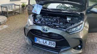 Toyota Yaris Hybrid 1,5 . Кратко о мелком.