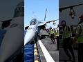 Почему пилоты реактивных самолётов дают полный газ при посадке