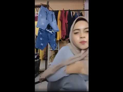 Janda gemoy kentut saat jualan ( live streaming tiktok ) part ll