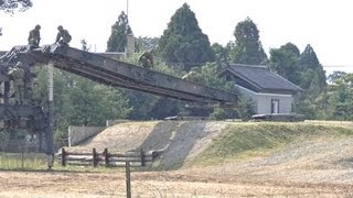 20121021 富山駐屯地創立50周年記念行事 自走架柱橋訓練展示 [3D]