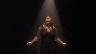 Queen Latifah - Trav&#39;lin&#39; Light