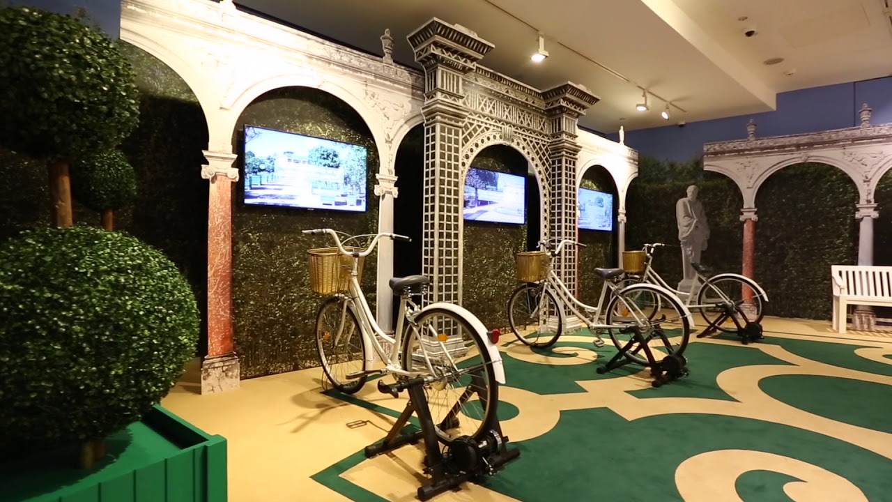 Exploration digitale - Virtually Versailles Exploration digitale - Virtually Versailles