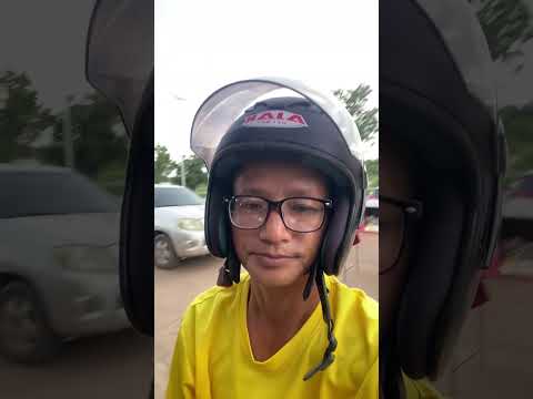 มาตลาดเลาะตลาดตลาดเลาะตลาด แดงหรือเหลือง555 มวนหลาย เที่ยวงานวัด ดนตรีย้อนยุค ม่วนๆ