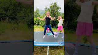 Amazing Girls Playing Tricks In The Trampoline