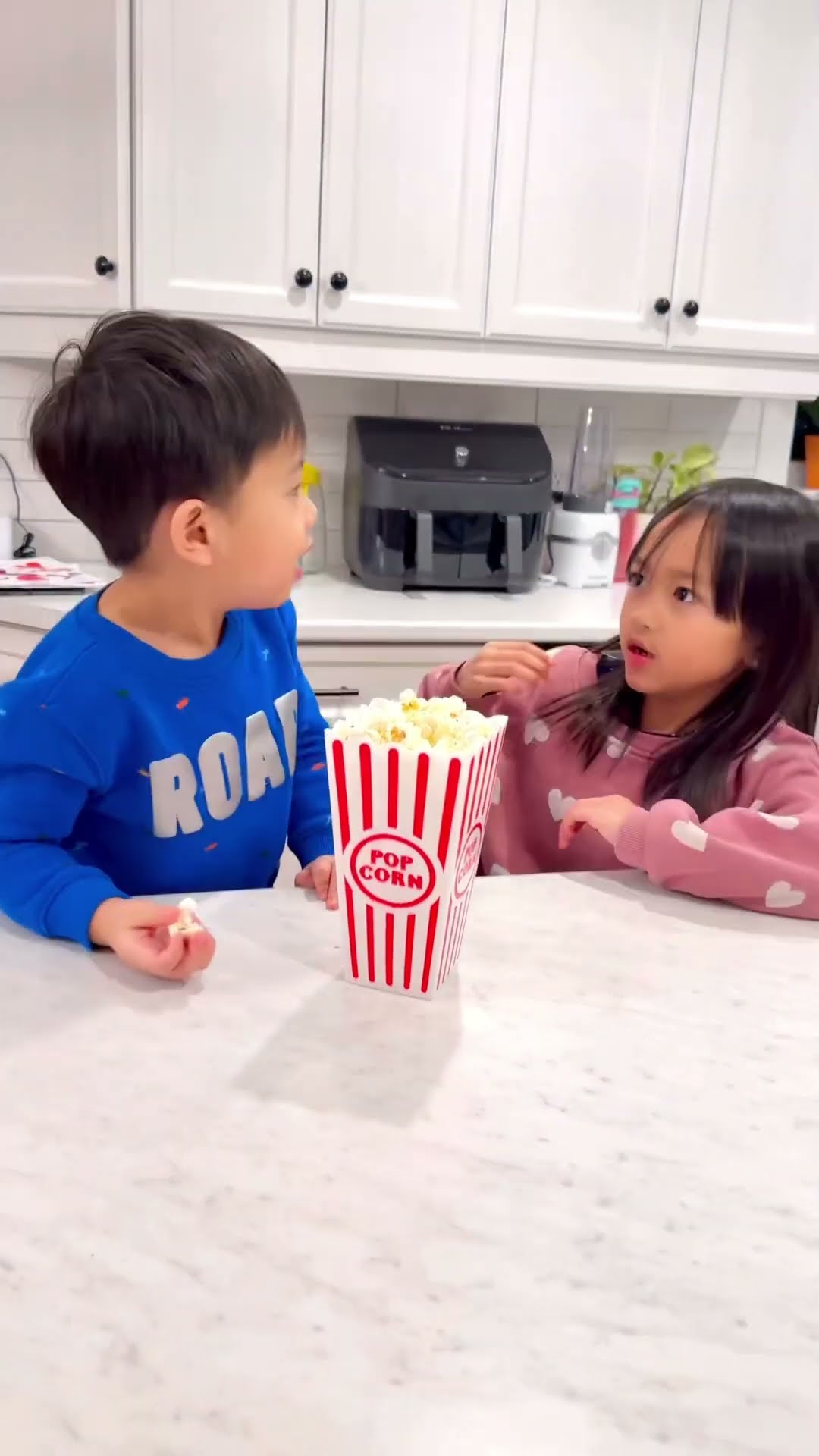 Popcorn prank on sister ???❤️???