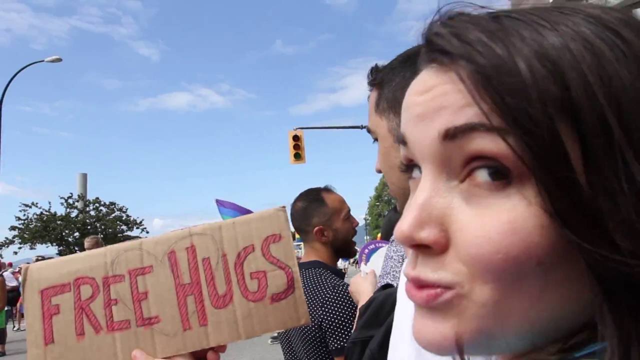 Free Hugs In London Part 2 - YouTube