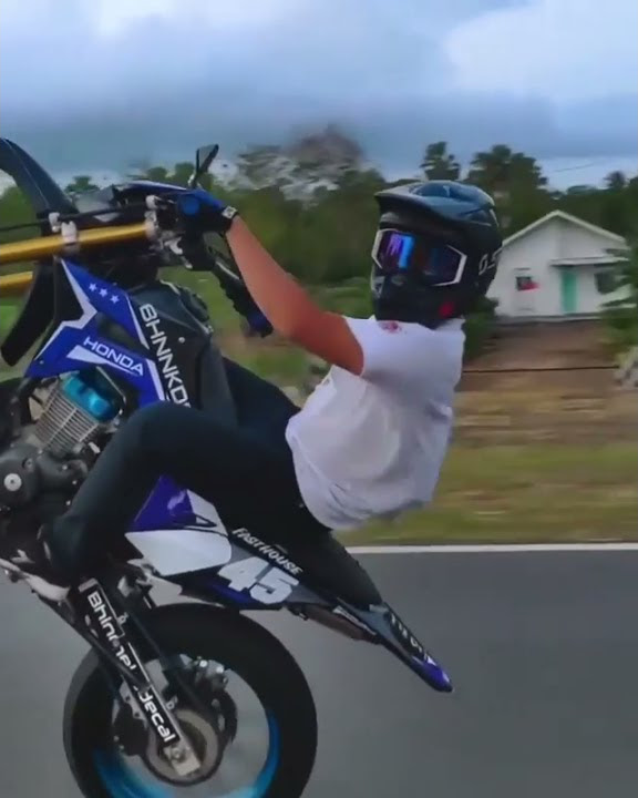 story supermoto crf